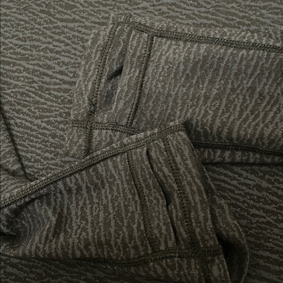 Lululemon Squad Goals Hoodie size 6 - Picture 7 of 7